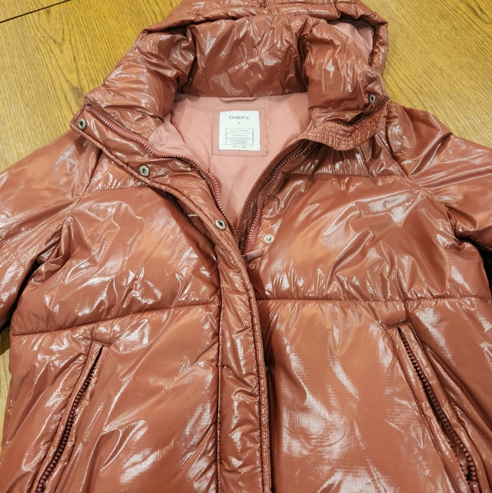 Women's Gap fit size s puffer jacket coat